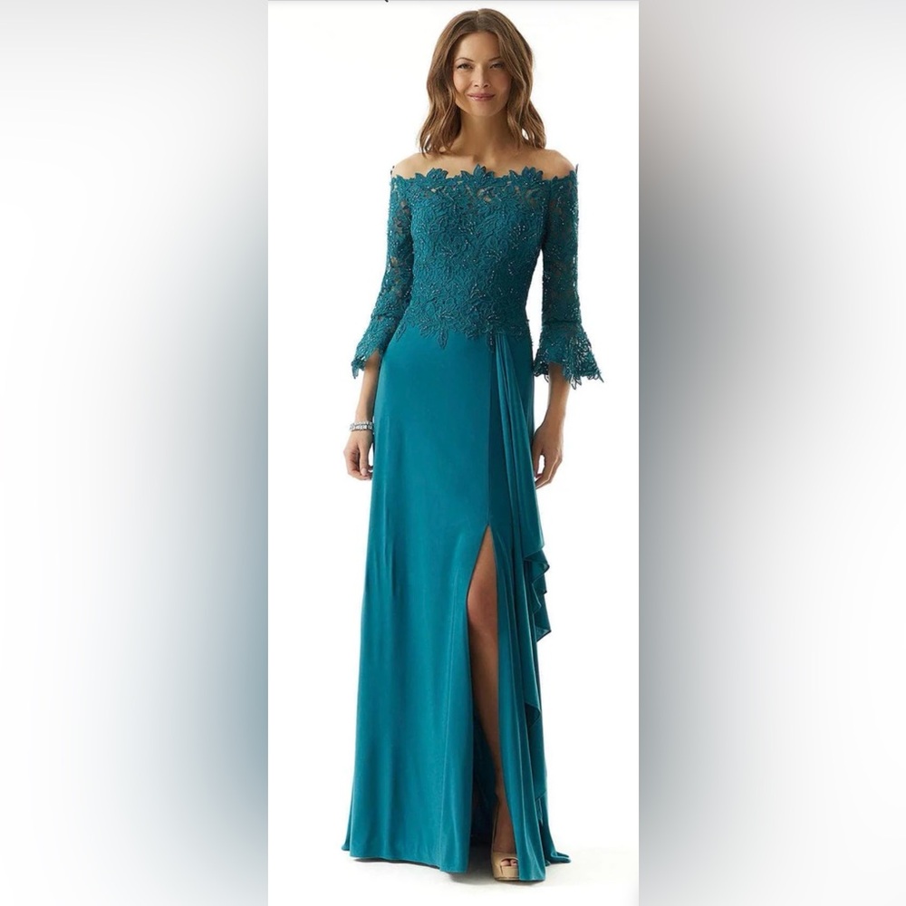 MGNY by Mori Lee 73028 - Bell Sleeve Lace Evening Dress